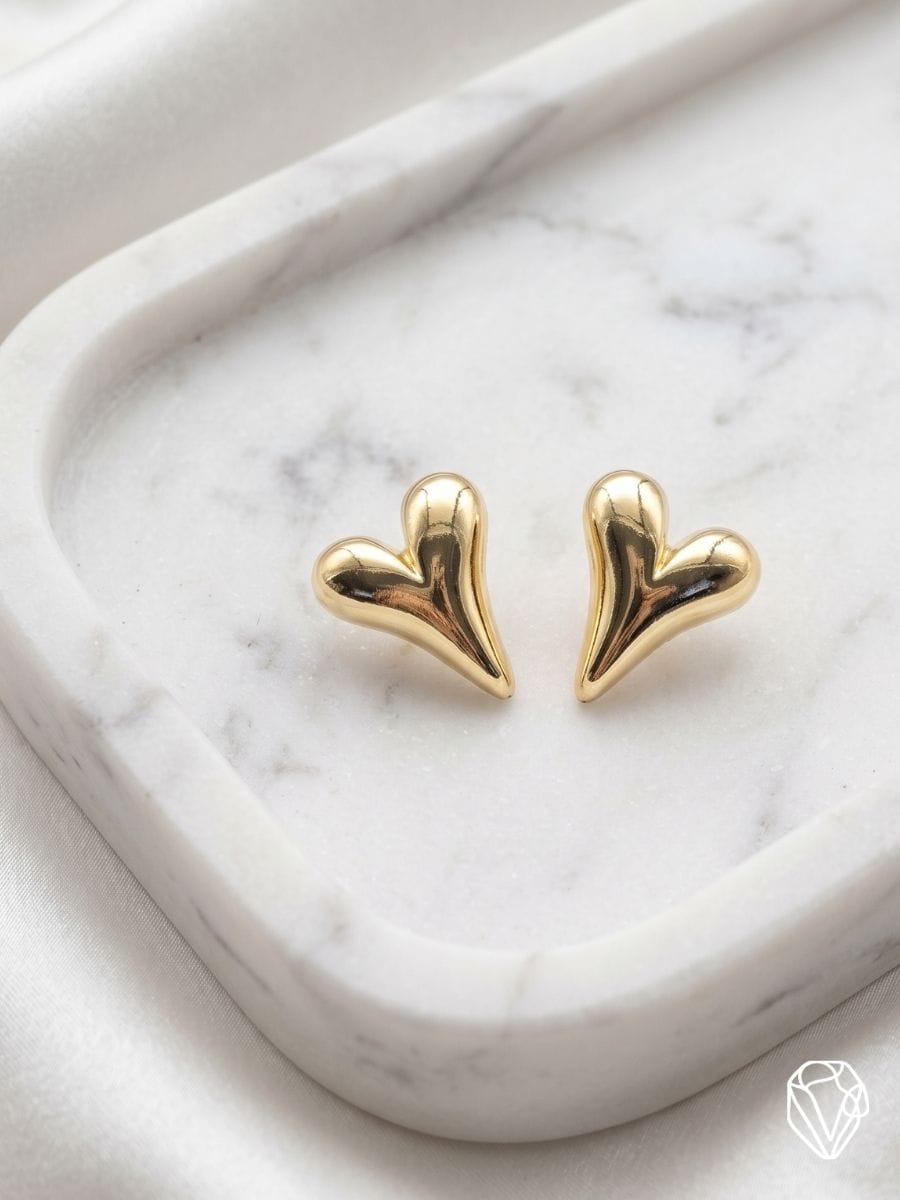 Aretes Corazón — Oro Laminado Americano | Varelis