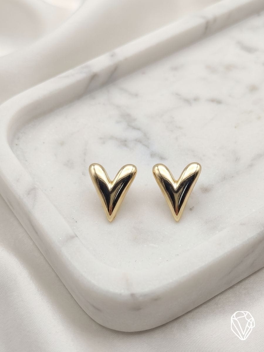 Aretes Corazón Largo — Oro Laminado Americano | Varelis