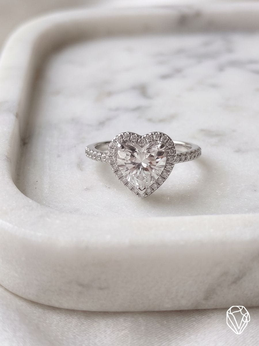 Anillo Corazón Halo — Oro Laminado Americano | Varelis