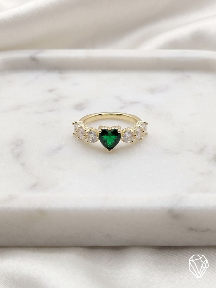 Anillo Corazón Verde — Oro Laminado Americano | Varelis